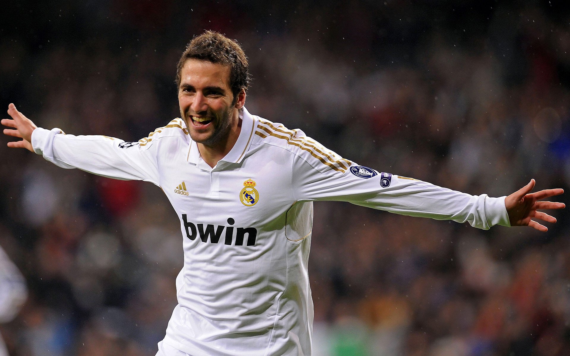 b体育app-小萨博·伊布拉伊莫维奇荣获赛季最有价值球员，小萨博尼斯技巧赛冠军