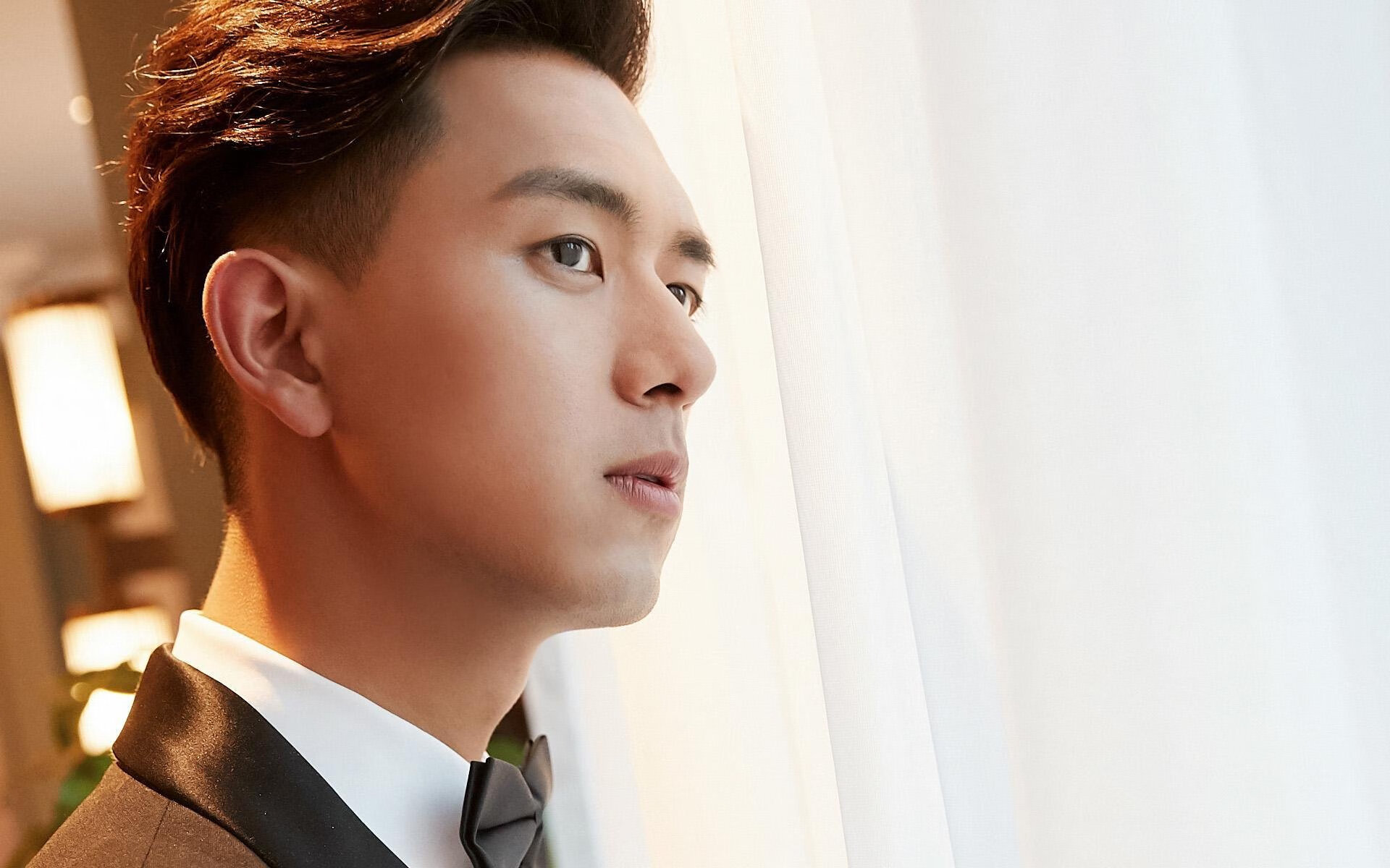 b体育app-男子仰泳表现抢眼 创佳绩，仰泳精彩视频