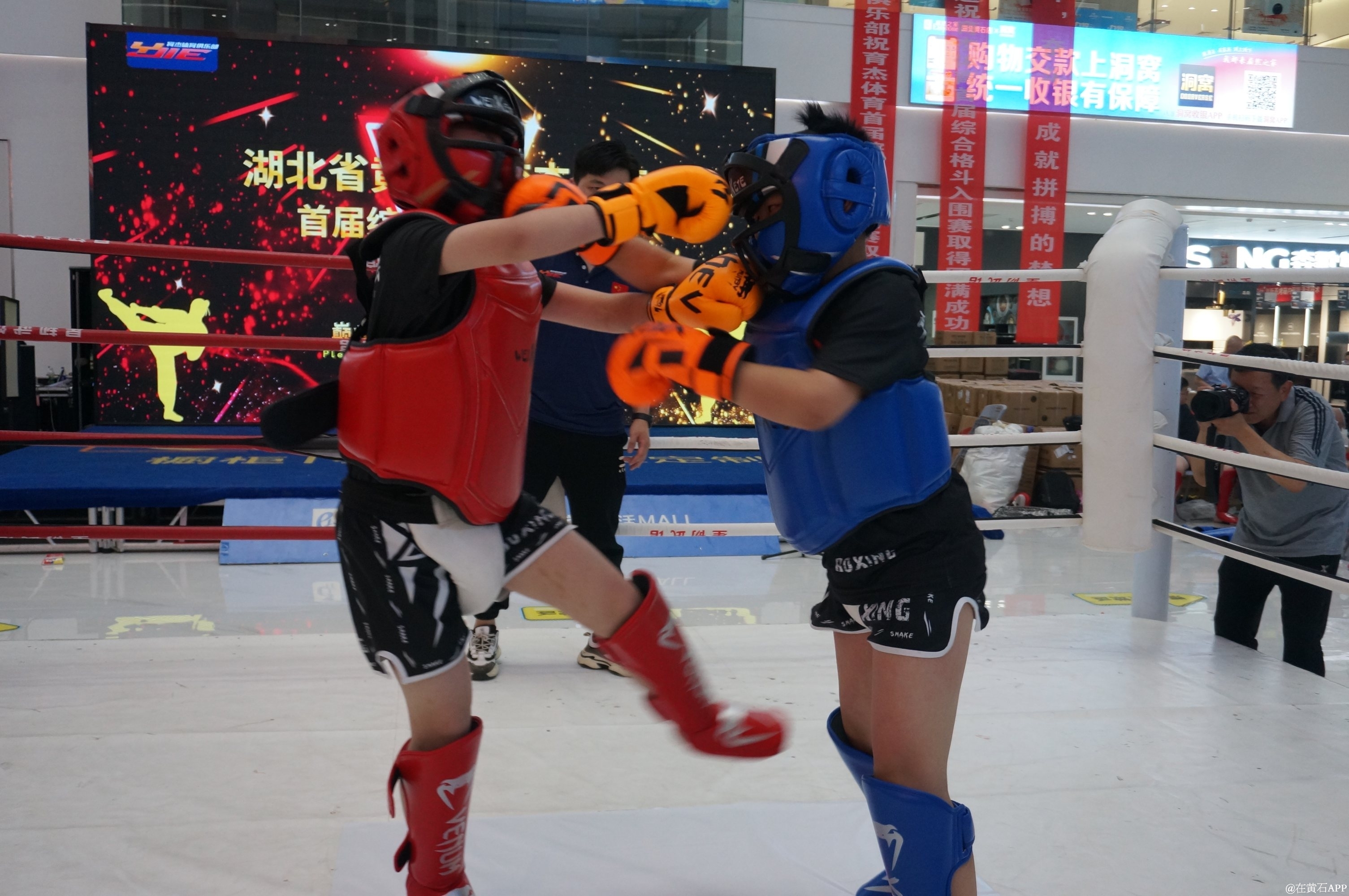 B体育:综合格斗选手的日常训练及其对比赛的影响的简单介绍 B体育:综合格斗选手的日常训练及其对比赛的影响的简单介绍