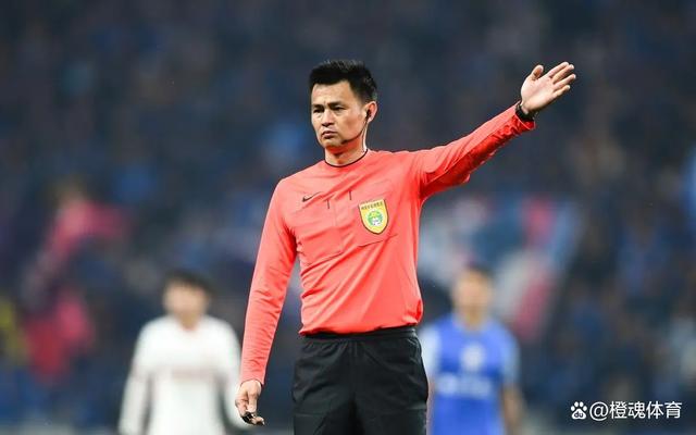 B体育:红牌争议！裁判判罚尺度引质疑的简单介绍