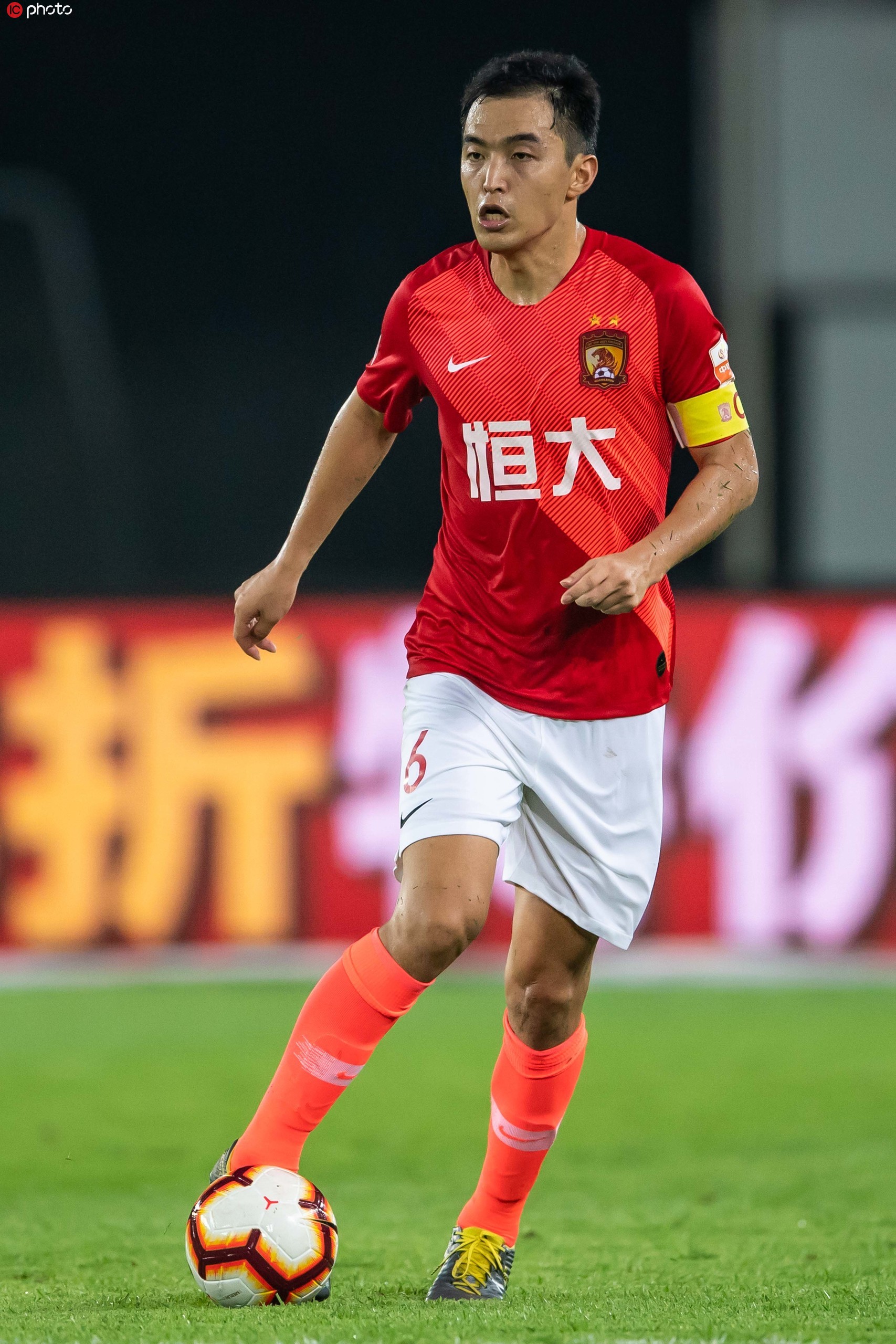 B体育平台:老将冯潇霆经验对年轻球员的指导效果评估的简单介绍