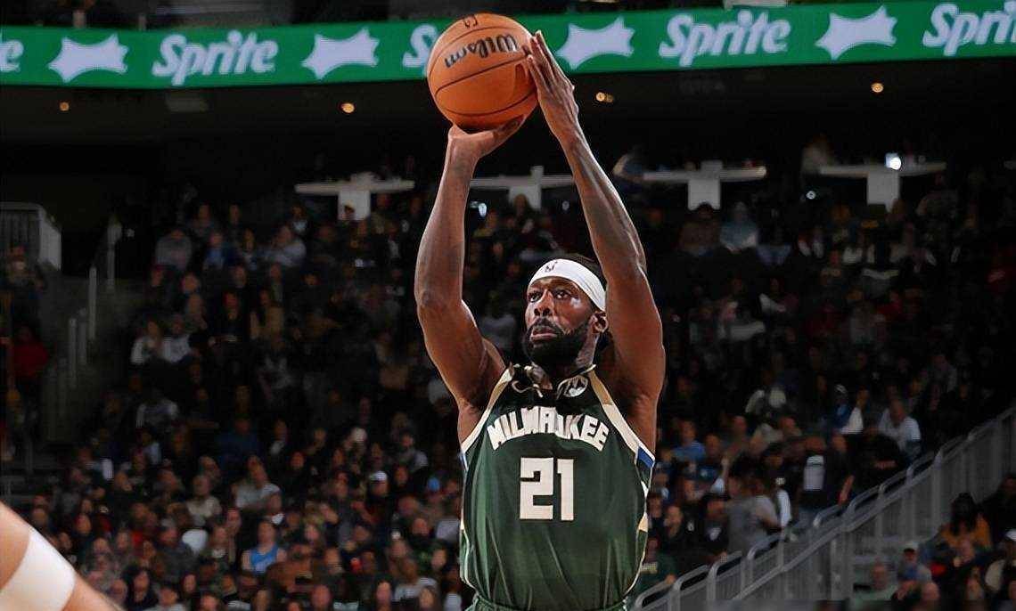 关于bsports体育：雄鹿队新赛季：霍勒迪能否继续保持高水准的防守，在季后赛中发挥关键作用，帮助球队赢得总冠军？的信息