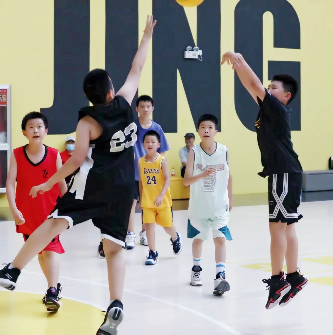 B体育(中国)官方网站-B体育官方网址：篮球公益活动的持续性发展：如何让公益更有力量？的简单介绍